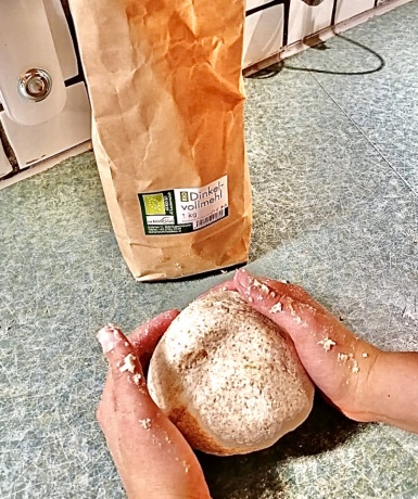 1. Schritt: Topfenteig zubereiten-