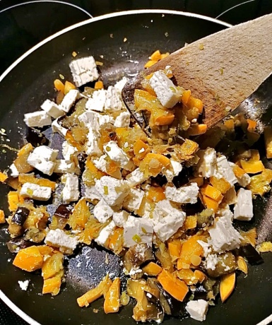 2. Schritt: Gemüse anbraten-