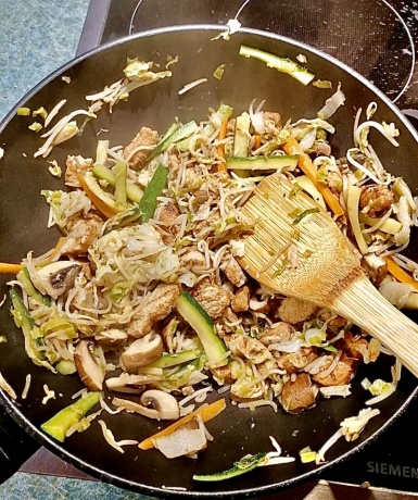 3. Schritt: Alles anbraten-