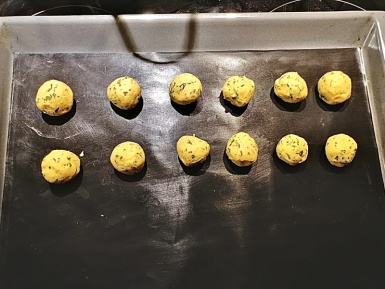 2. Schritt: Falafel backen-