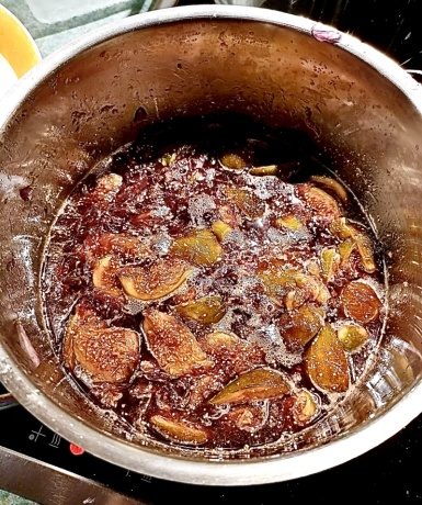 2. Schritt: Feigen-Chutney einkochen-