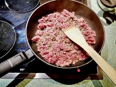 1. Schritt: Faschiertes anbraten-