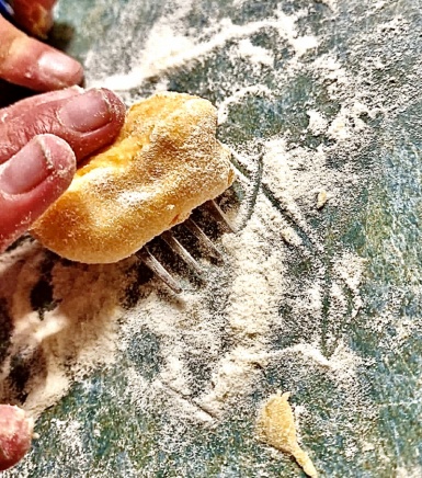 3. Schritt: Gnocchi formen und kochen-